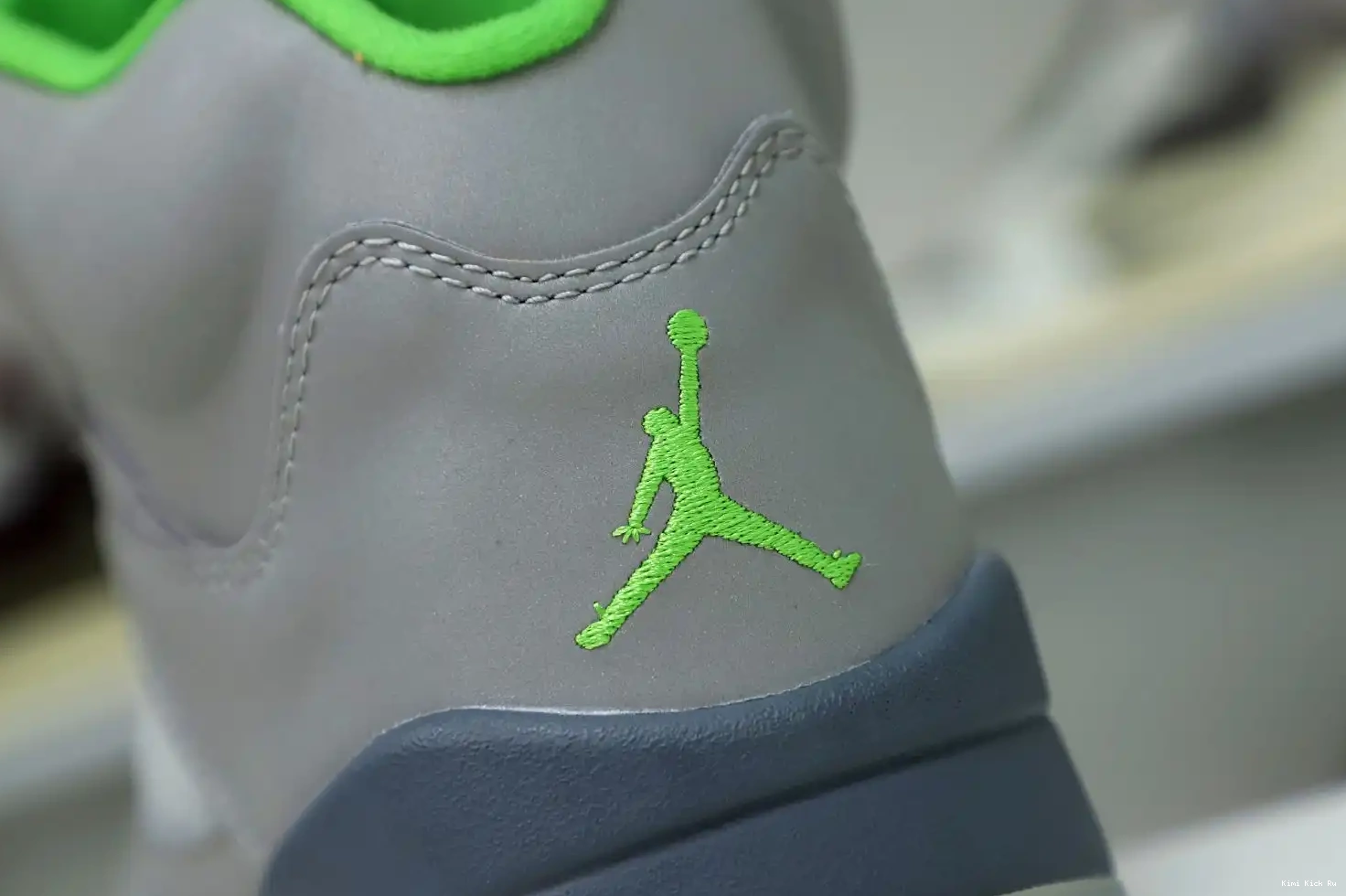 5 RETRO 2022 AIR 'GREEN JORDAN Kimikick BEAN' 0409